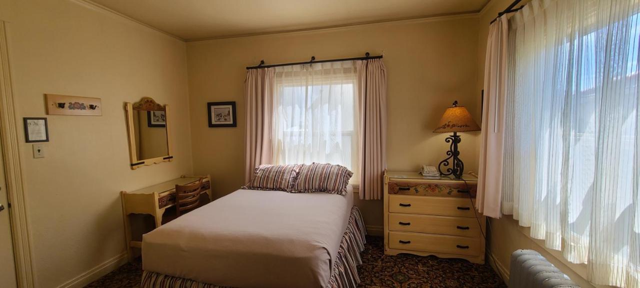 Historic Dow Hotel Lone Pine Εξωτερικό φωτογραφία
