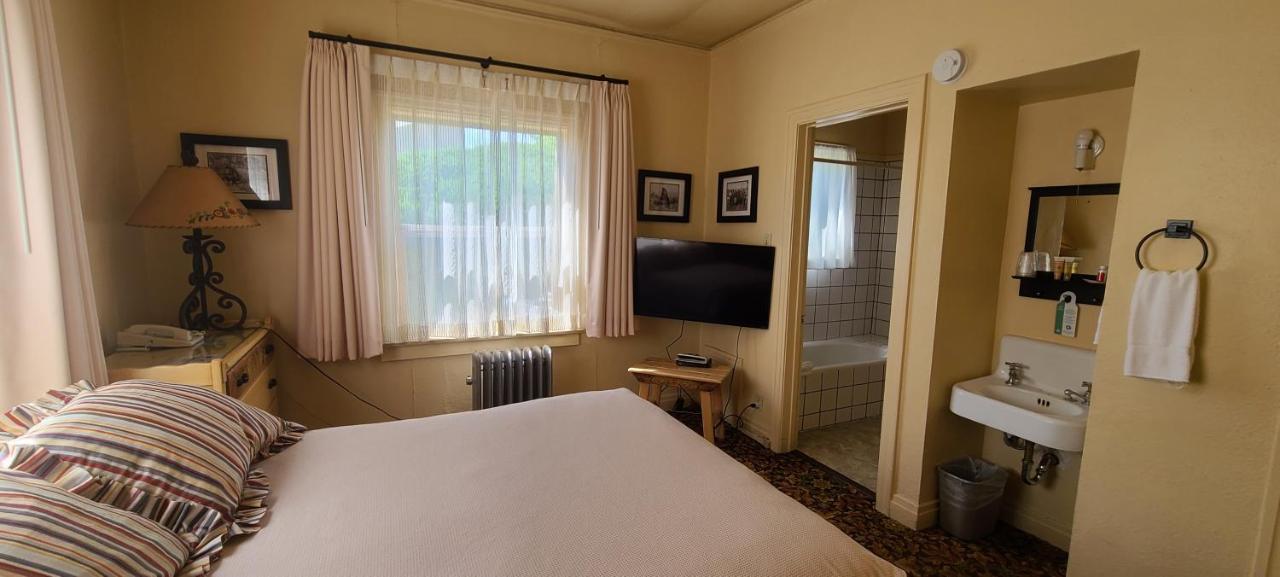 Historic Dow Hotel Lone Pine Εξωτερικό φωτογραφία